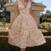 Emmelina Rosa Korsett-Sommerkleid aus Baumwolle mit Wiesenprint Emmelina Rosa Korsett-Sommerkleid aus Baumwolle mit Wiesenprint
