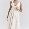 Emmelina Vintage Elfenbeinfarbenes Sommerkleid mit Blumenstickerei Emmelina Vintage Elfenbeinfarbenes Sommerkleid mit Blumenstickerei