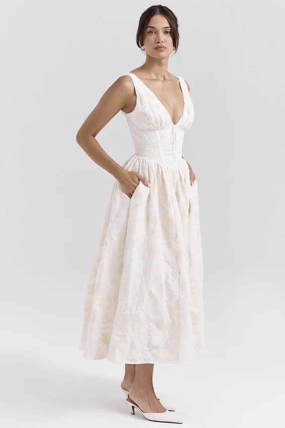 Emmelina Vintage Elfenbeinfarbenes Sommerkleid mit Blumenstickerei Emmelina Vintage Elfenbeinfarbenes Sommerkleid mit Blumenstickerei