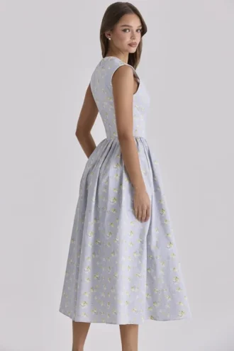 Emmy – Blaues Midi-Sommerkleid aus Baumwolle mit Wildblumenprint