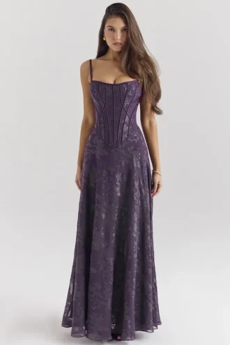 Esme Maxikleid aus Lurex-Chiffon in Traubenrot