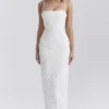 Eva – Weißes Maxikleid aus floraler Spitze Eva – Weißes Maxikleid aus floraler Spitze