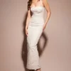 Eva – Weißes Maxikleid aus floraler Spitze Eva – Weißes Maxikleid aus floraler Spitze