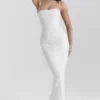 Eva – Weißes Maxikleid aus floraler Spitze Eva – Weißes Maxikleid aus floraler Spitze