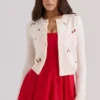 Evelina Cremefarbene Strickjacke mit Stickerei Evelina Cremefarbene Strickjacke mit Stickerei