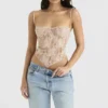 Fernanda Cremefarbenes Paisley-Spitzen-Oberteil Fernanda Cremefarbenes Paisley-Spitzen-Oberteil