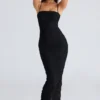 Fornarina Schwarzes Maxikleid aus gerafftem Stretch-Mesh Fornarina Schwarzes Maxikleid aus gerafftem Stretch-Mesh
