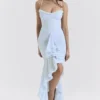 Gabbi Eisblaues Mesh-Abendkleid mit Rüschen vorne