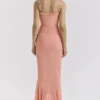 Gabbi Peach Mesh-Abendkleid mit Rüschen vorne