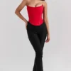 Genevieve – Korsett aus scharlachrotem Satin mit Spitzenrücken Genevieve – Korsett aus scharlachrotem Satin mit Spitzenrücken