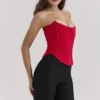 Genevieve – Korsett aus scharlachrotem Satin mit Spitzenrücken Genevieve – Korsett aus scharlachrotem Satin mit Spitzenrücken