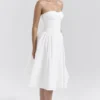 Georgiana – Weißes, trägerloses Midi-Sommerkleid aus Baumwolle Georgiana – Weißes, trägerloses Midi-Sommerkleid aus Baumwolle