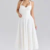 Georgie – Weißes Midi-Kleid aus Stretch-Baumwolle mit Neckholder-Ausschnitt Georgie – Weißes Midi-Kleid aus Stretch-Baumwolle mit Neckholder-Ausschnitt