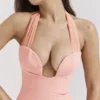 Gianina Sorbet-Crêpe-Maxikleid mit Neckholder Gianina Sorbet-Crêpe-Maxikleid mit Neckholder