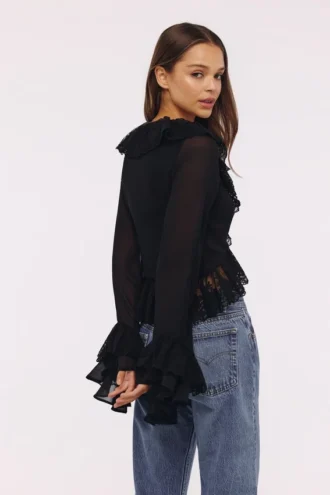 Goya Bluse mit schwarzen Rüschenärmeln Goya Bluse mit schwarzen Rüschenärmeln