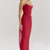 Cassidy Holly Red Mesh-Maxirock mit ausgestellten Säumen Cassidy Holly Red Mesh-Maxirock mit ausgestellten Säumen