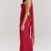 Cassidy Holly Red Mesh-Maxirock mit ausgestellten Säumen Cassidy Holly Red Mesh-Maxirock mit ausgestellten Säumen