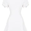 Hameda Weißes Minikleid mit Puffärmeln Hameda Weißes Minikleid mit Puffärmeln