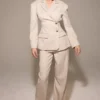 Hayden Beige Hoch taillierte, maßgeschneiderte Hose Hayden Beige Hoch taillierte, maßgeschneiderte Hose