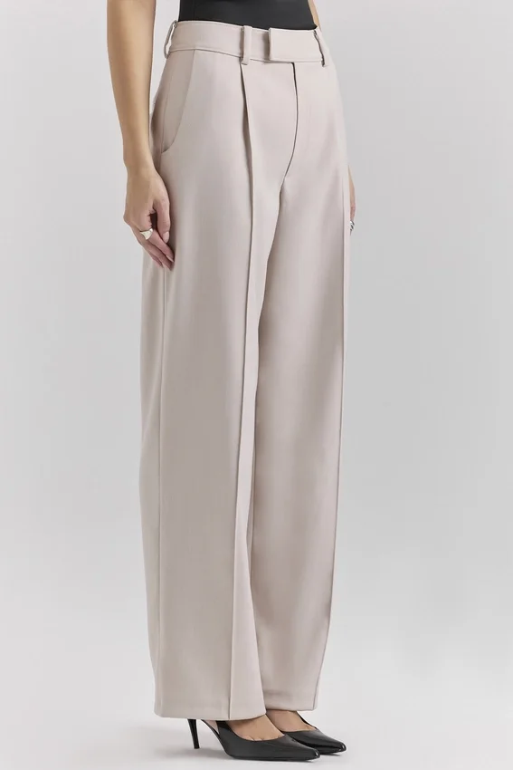 Hayden Beige Hoch taillierte, maßgeschneiderte Hose Hayden Beige Hoch taillierte, maßgeschneiderte Hose