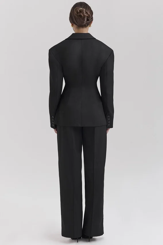Hayden – Schwarze, weit geschnittene, taillierte Hose Hayden – Schwarze, weit geschnittene, taillierte Hose