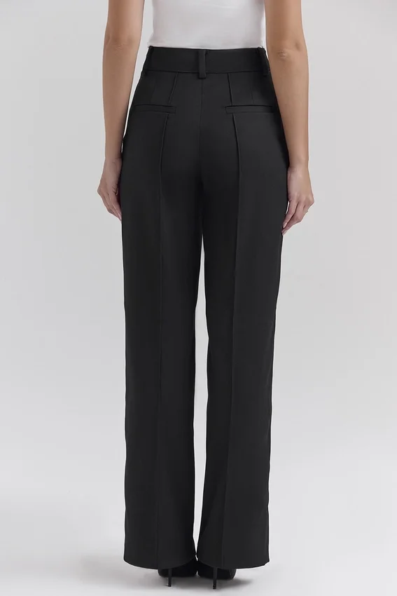 Hayden – Schwarze, weit geschnittene, taillierte Hose Hayden – Schwarze, weit geschnittene, taillierte Hose