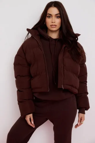 Hero Chocolate Oversized C-förmige Pufferjacke