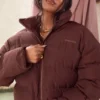 Hero Chocolate Oversized C-förmige Pufferjacke