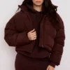 Hero Chocolate Oversized C-förmige Pufferjacke