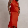 Ilaria Rotes Neckholder-Kleid mit Schleifen Ilaria Rotes Neckholder-Kleid mit Schleifen
