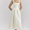 Isabeau Midi-Korsetts aus strukturiertem Satin in Elfenbein Isabeau Midi-Korsetts aus strukturiertem Satin in Elfenbein