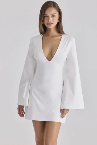 Isha Weißes Baumwoll-Minikleid mit Glockenärmeln