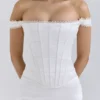 Isis – Maxikleid aus elfenbeinfarbenem Satin mit Korsetts Isis – Maxikleid aus elfenbeinfarbenem Satin mit Korsetts