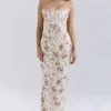 Isis Vintage cremefarbenes Maxikleid mit Blumenprint und Korsett Isis Vintage cremefarbenes Maxikleid mit Blumenprint und Korsett