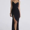 Issey Schwarzes, drapiertes Maxikleid aus Stretch-Mesh Issey Schwarzes, drapiertes Maxikleid aus Stretch-Mesh