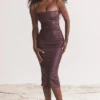 Jalena Mulberry Kleid aus veganem Leder mit Spitzenrücken Jalena Mulberry Kleid aus veganem Leder mit Spitzenrücken