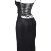 Jalena – Schwarzes Kleid aus veganem Leder mit Spitzenrücken Jalena – Schwarzes Kleid aus veganem Leder mit Spitzenrücken