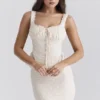 Jeans-Vintage-Creme-Baumwoll-Peplum-Oberteil mit Broderie Anglaise Jeans-Vintage-Creme-Baumwoll-Peplum-Oberteil mit Broderie Anglaise