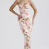 Josefina Maxikleid aus Satin mit rosa Pfingstrosenprint Josefina Maxikleid aus Satin mit rosa Pfingstrosenprint