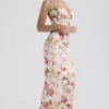 Josefina Maxikleid aus Satin mit rosa Pfingstrosenprint Josefina Maxikleid aus Satin mit rosa Pfingstrosenprint