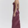 Juliana Cabernet Midi-Kleid aus veganem Leder Juliana Cabernet Midi-Kleid aus veganem Leder