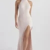 Juliette Blush Neckholder-Abendkleid Juliette Blush Neckholder-Abendkleid