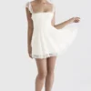 Kaia Elfenbeinfarbenes A-Linien-Mini-Kleid