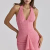 Karminrotes Himbeer-Maxikleid aus Mesh mit Neckholder und Wasserfallausschnitt