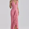 Karminrotes Himbeer-Maxikleid aus Mesh mit Neckholder und Wasserfallausschnitt