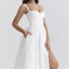 Kelly Weißes Midi-Sommerkleid im Korsetts-Stil Kelly Weißes Midi-Sommerkleid im Korsetts-Stil