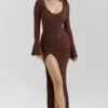 Khrysta – Schokoladenbraunes, drapiertes Maxikleid Khrysta – Schokoladenbraunes, drapiertes Maxikleid