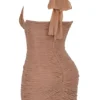 Laetitia Mini-Kleid in Haselnussbraun mit Raffungen
