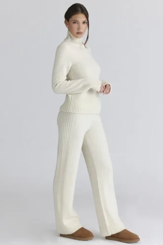 Lara Elfenbein Merinowolle-Rippstrick-Hose