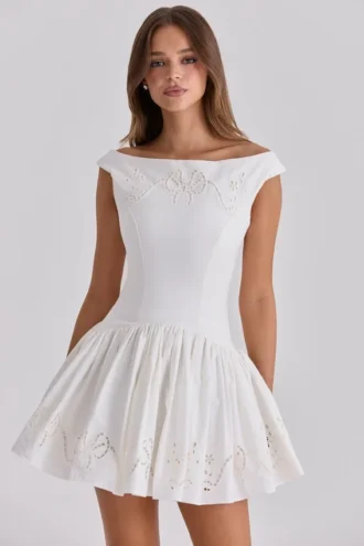 Lauren Weißes Mini-Kleid aus Baumwolle mit Broderie Anglaise und U-Boot-Ausschnitt